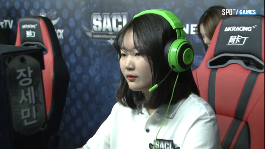 2017 서든어택 챔피언스리그  여성부 8강 B조 6경기 1set  versus. vs izmir-  [벙커]
